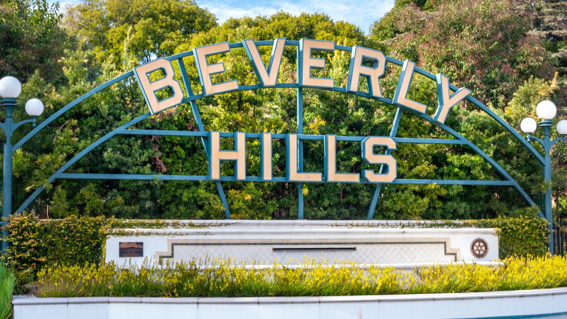 What made Beverly Hills famous?